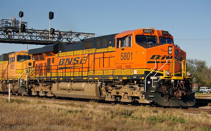 BNSF 5801 - ES44AC.jpg